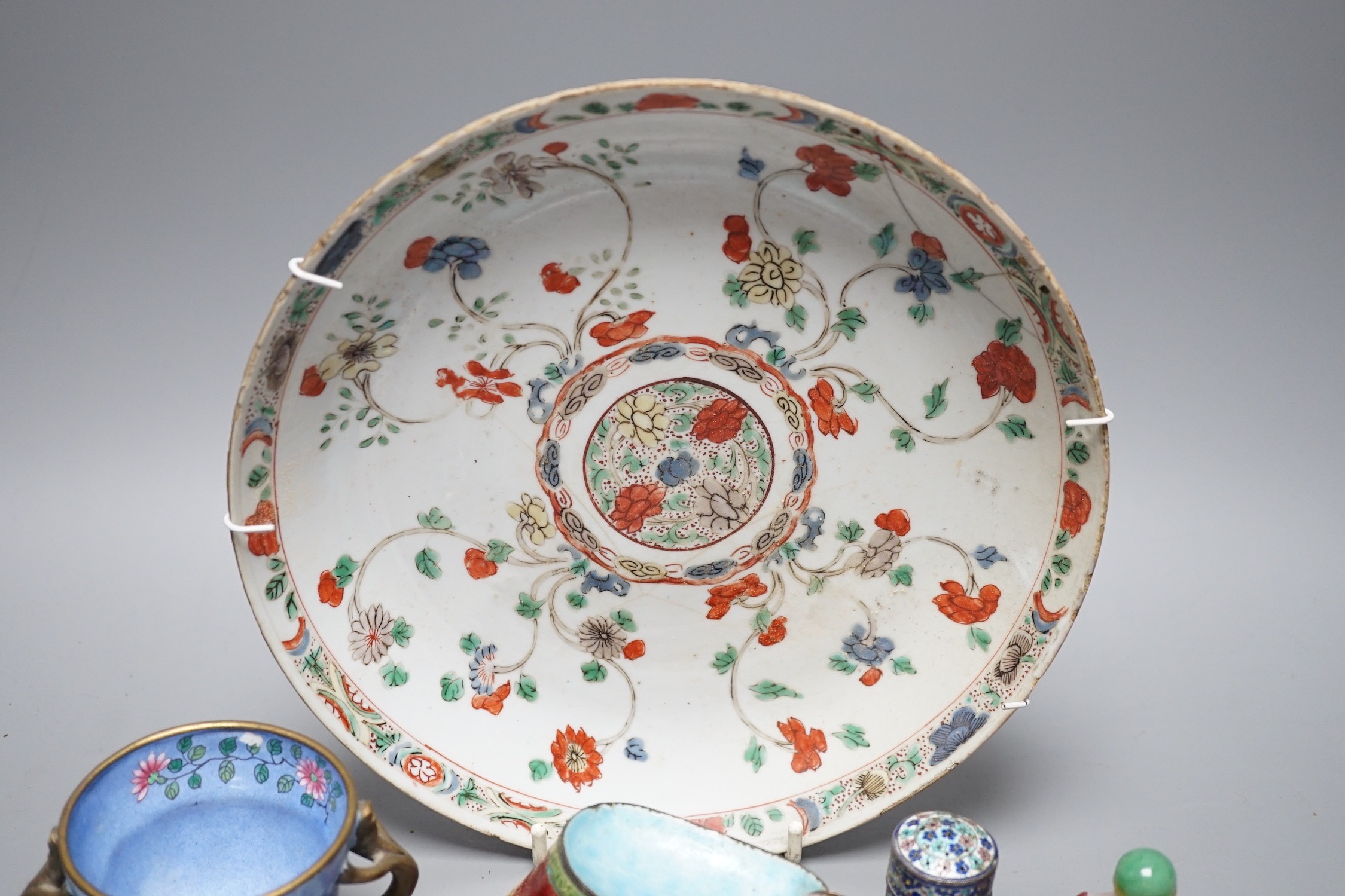 A group of Chinese ceramics and enamels, 18th/19th century